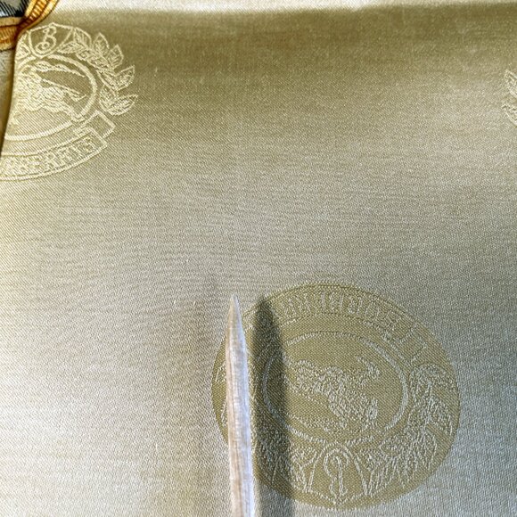 Vintage Burberry Mini Scarf – Nova Check with Equestrian Knight Design (EKD) - Picture 13 of 13